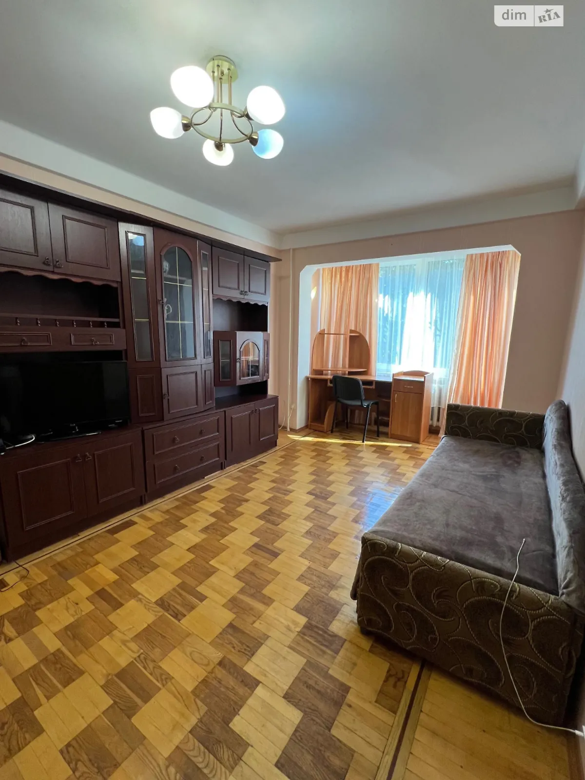 Здається в оренду 1-кімнатна квартира 34 кв. м у Києві, ул. Мілютенка, 7 - фото 1