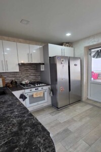 Продажа квартиры, Полтава, р‑н. Боженка, Геннадия Биличенко (Петровского) улица, дом 33