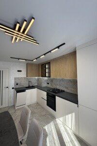 Продаж квартири, Тернопіль, р‑н. Оболоня, Білогірська вулиця, буд. 18