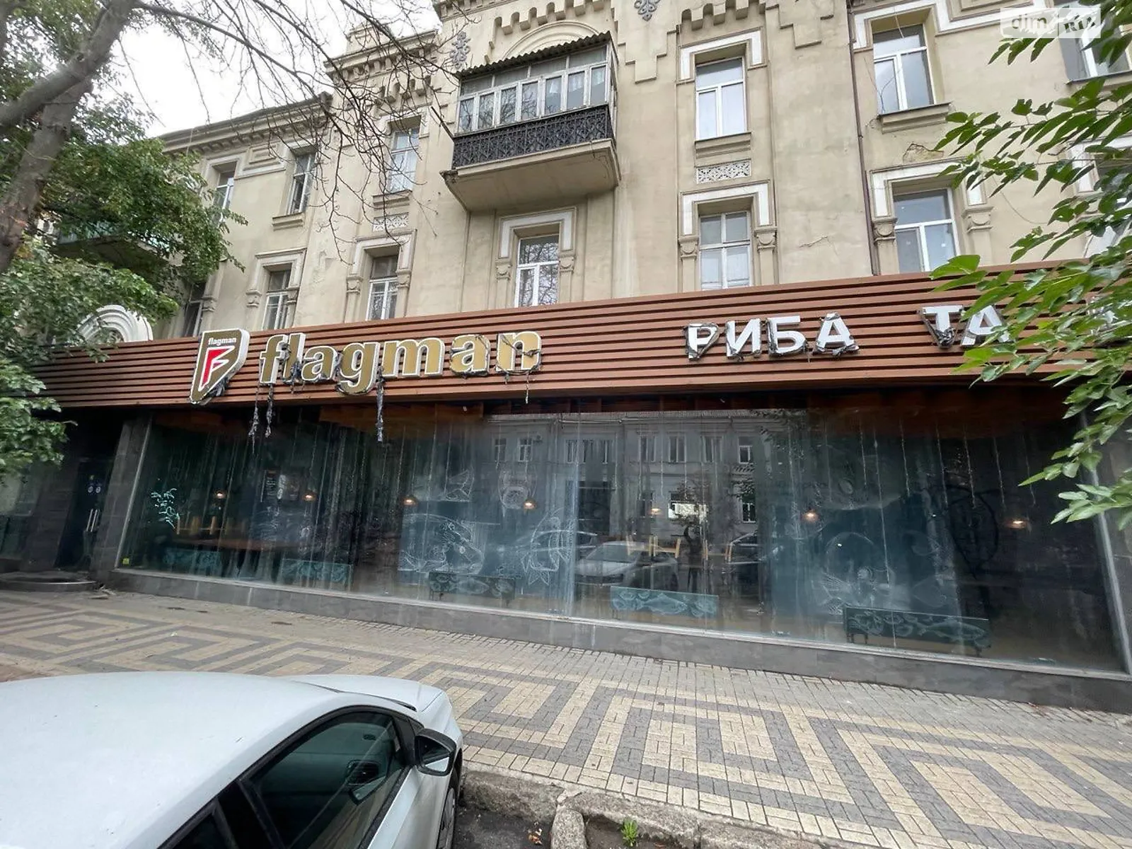 Сдается в аренду помещения свободного назначения 593 кв. м в 3-этажном здании, цена: 240000 грн - фото 1