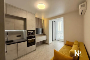 Продажа квартиры, Днепропетровская, Слобожанское, Семейная улица, дом 4