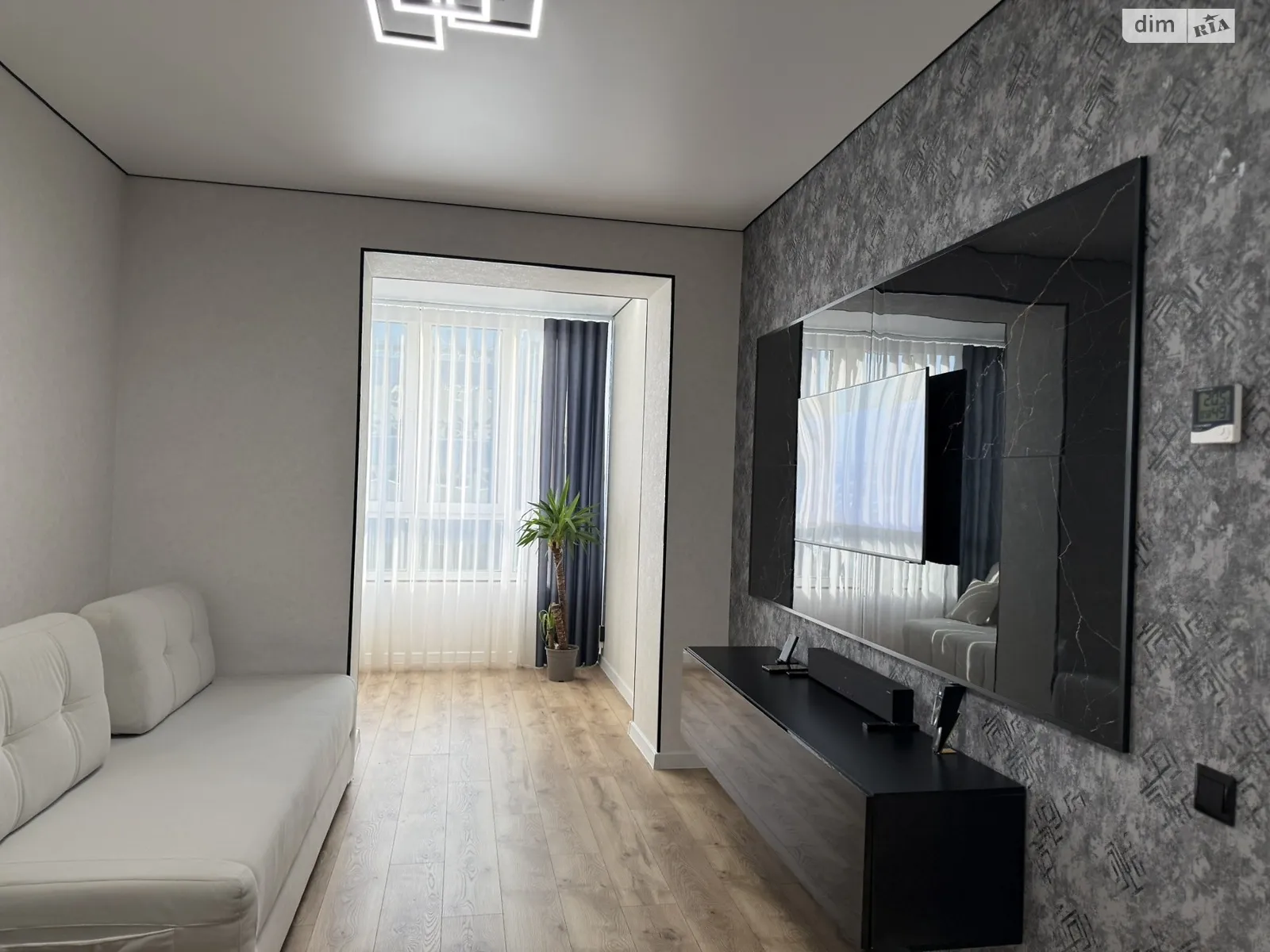 Продается 1-комнатная квартира 43.3 кв. м в, цена: 67500 $ - фото 1
