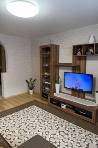 Продажа квартиры, Ужгород, р‑н. Садовый, Вишневая (Осипенко) улица