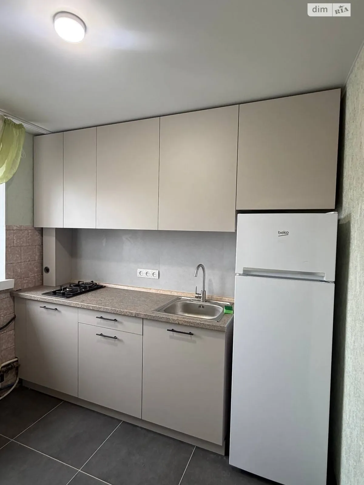 Продается 1-комнатная квартира 30.3 кв. м в Святопетровское, ул. Владимирская(Красный Пахарь), 2 - фото 1