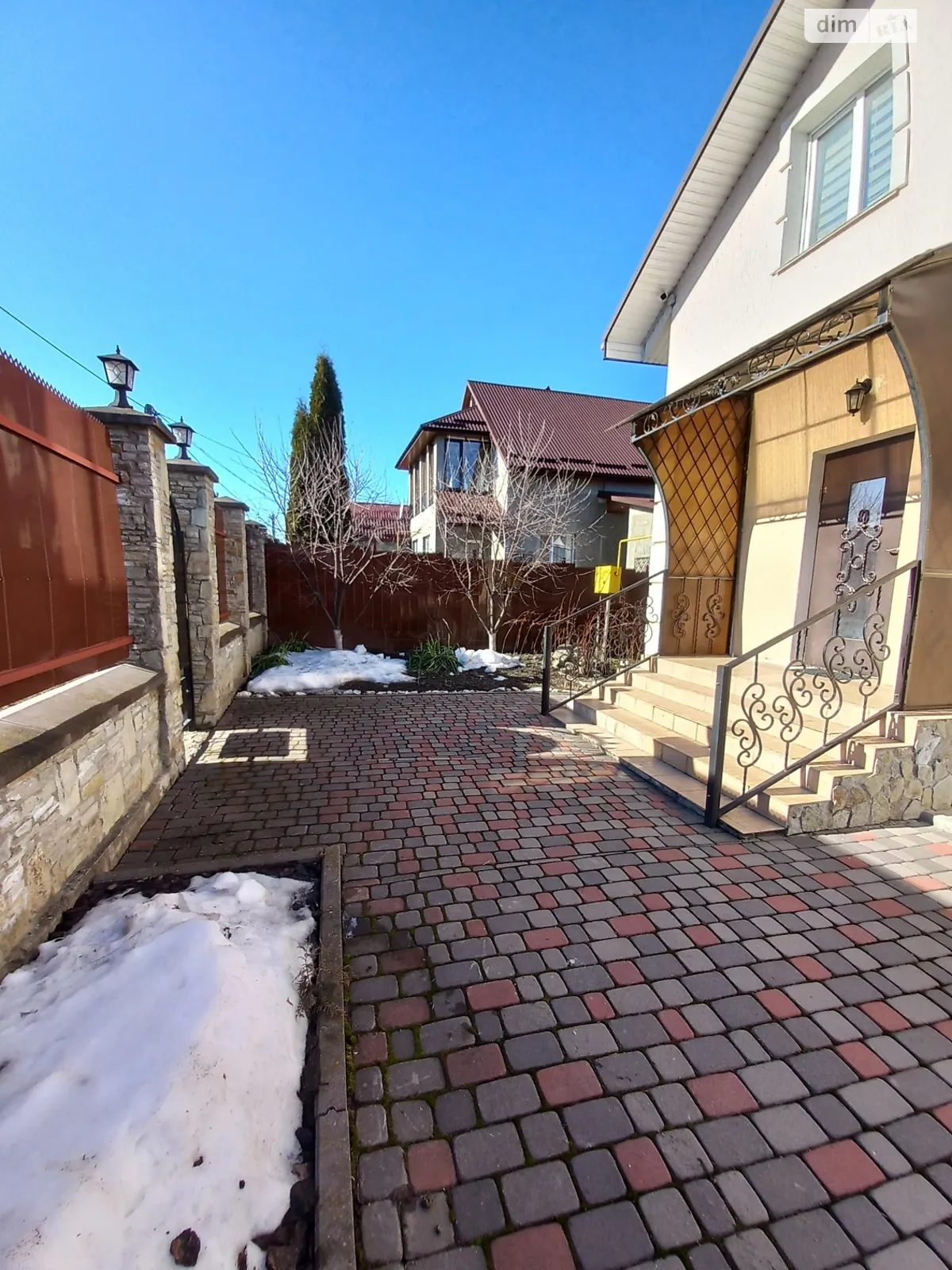 Продается дом на 2 этажа 135 кв. м с террасой, цена: 195000 $ - фото 1