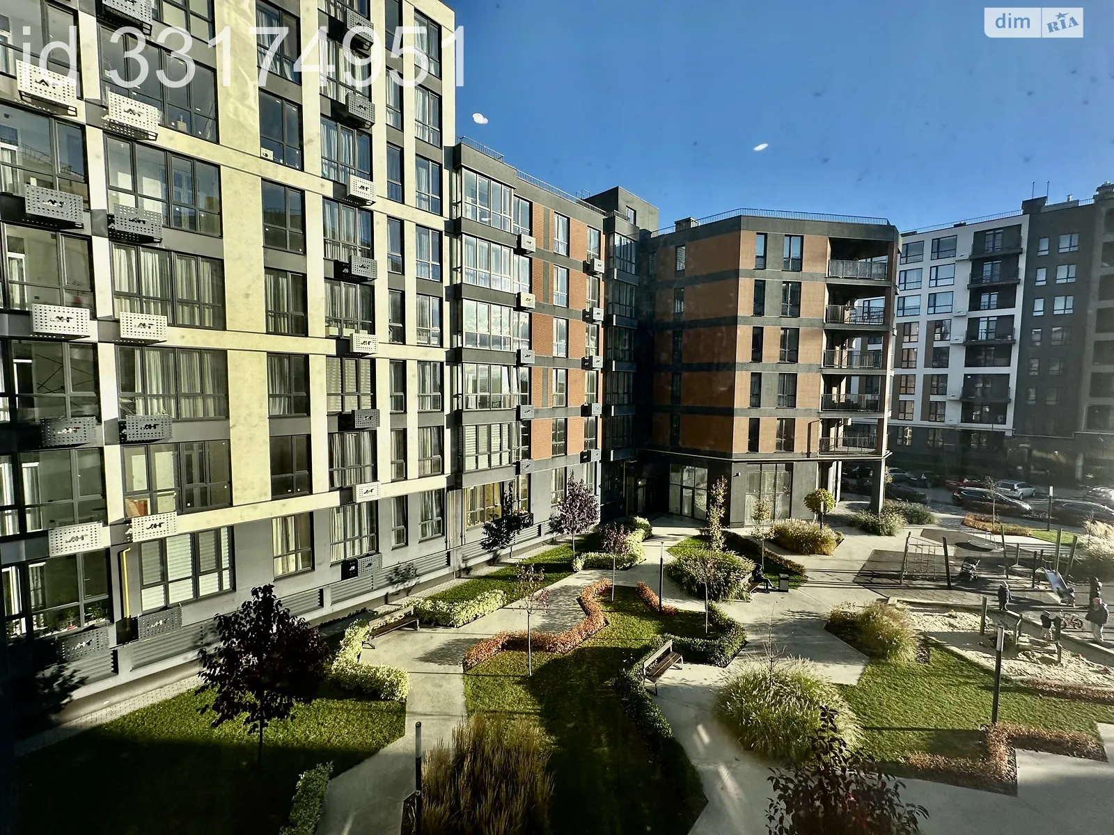 Продается 2-комнатная квартира 60 кв. м в Сокольниках, вул. Героев Майдана - фото 1