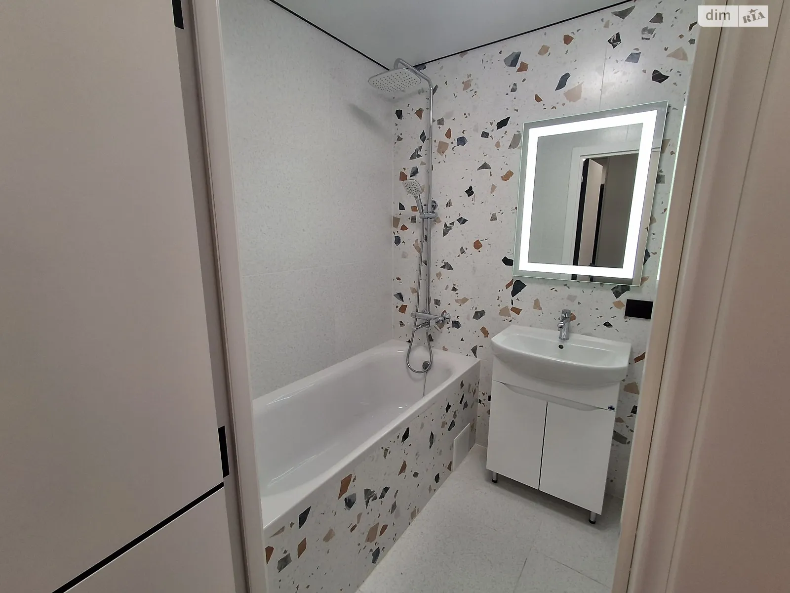 1-комнатная квартира 33 кв. м в Тернополе, цена: 52500 $ - фото 1