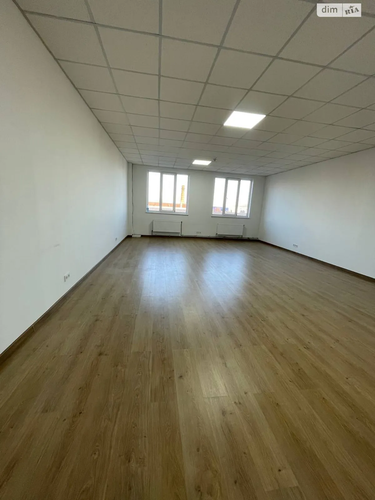 Здається в оренду офіс 60 кв. м в бізнес-центрі, цена: 17000 грн - фото 1