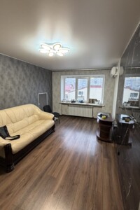 Продажа квартиры, Николаев, р‑н. Сухой фонтан, Глеба Бабыча (8-го Марта (Центр)) улица