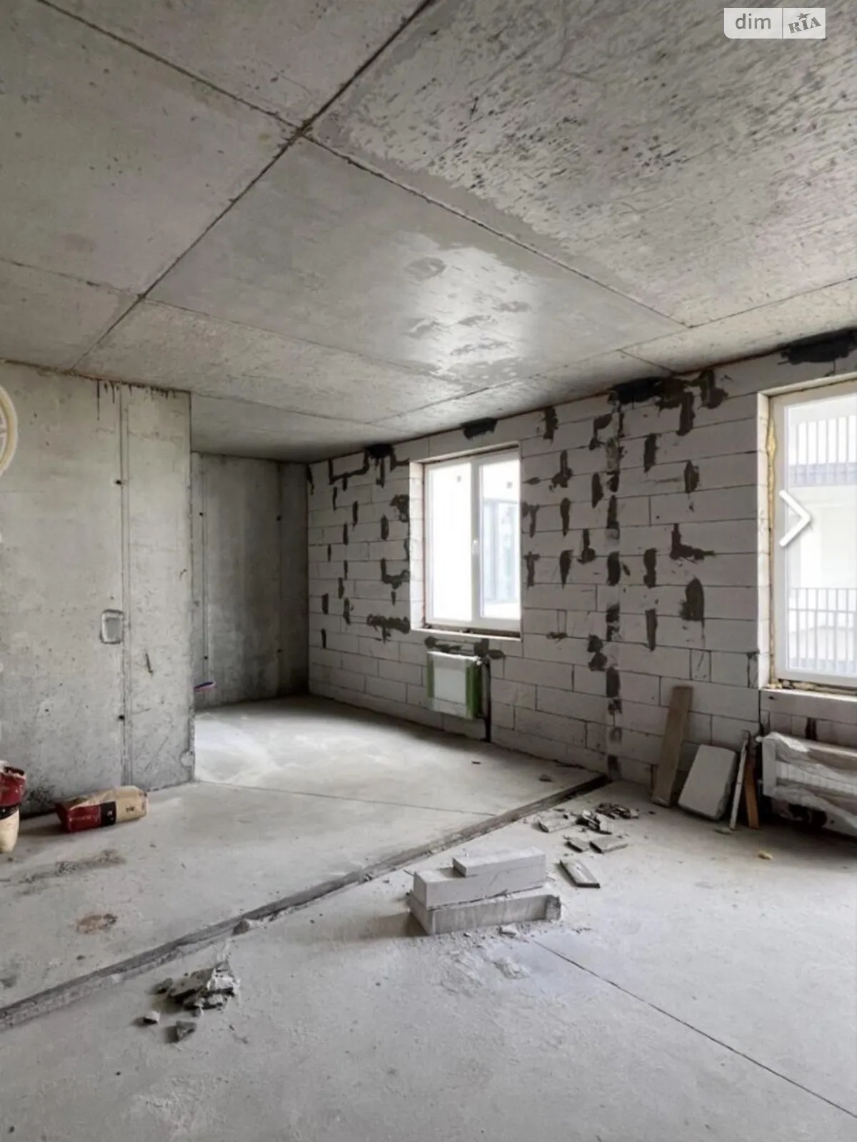 Продается 3-комнатная квартира 74 кв. м в Крыжановка, ул. Академика Сахарова - фото 1