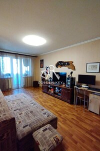 Продаж квартири, Дніпропетровська, Кривий Ріг, р‑н. Саксаганський, 200-річчя Кривого Рогу проспект, буд. 8