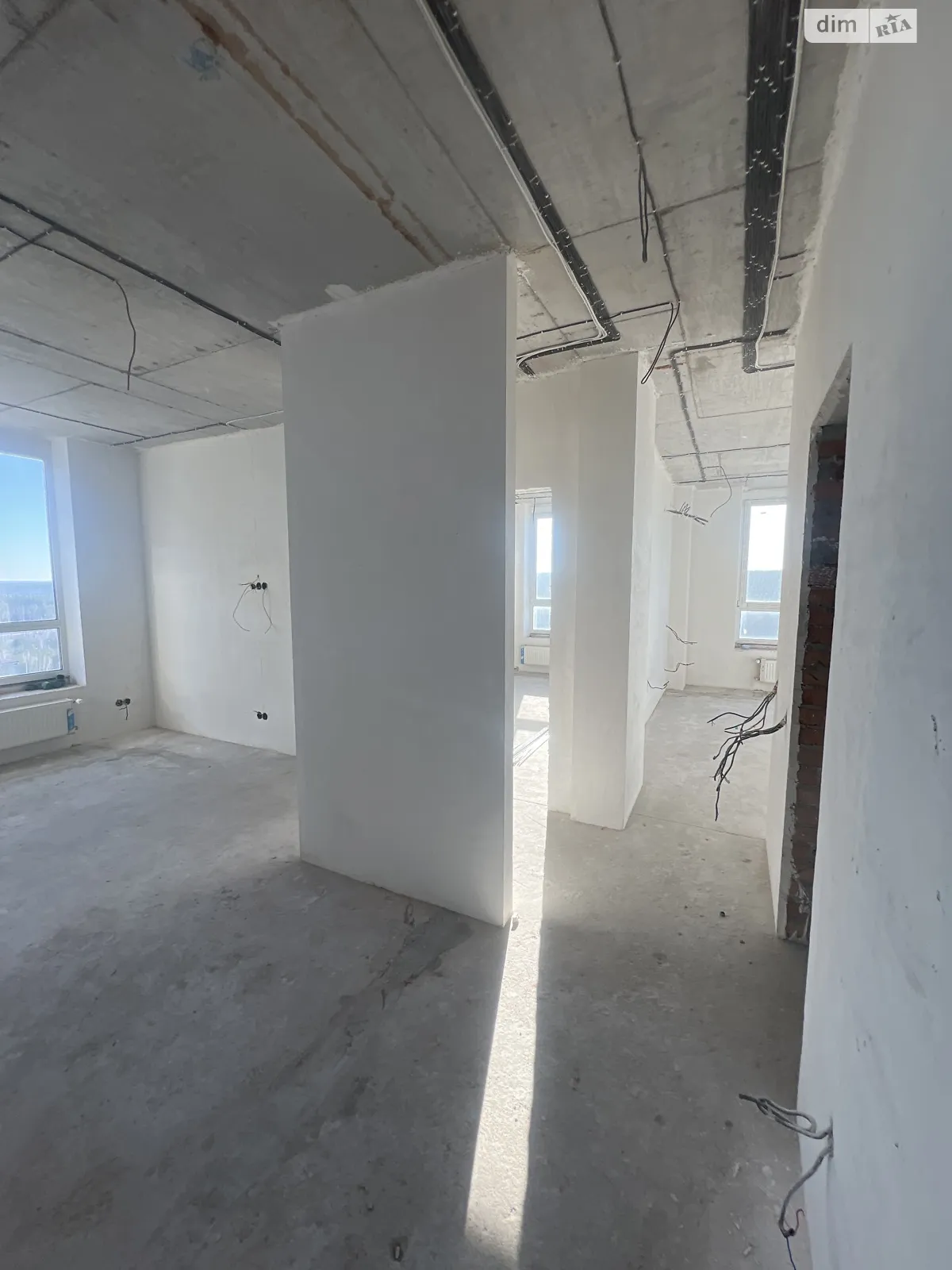 Продается 3-комнатная квартира 59.8 кв. м в Ирпене, ул. Университетская(Карла Маркса) - фото 1