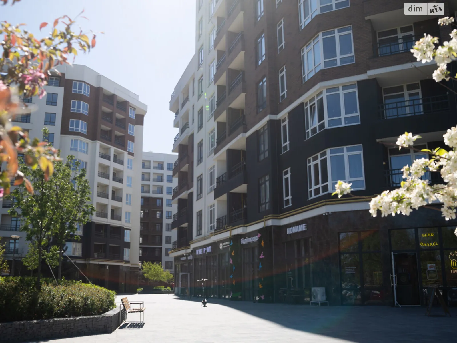 Продается 3-комнатная квартира 73 кв. м в Ирпене, ул. Ольги Кобылянской(Достоевского), 1В - фото 1