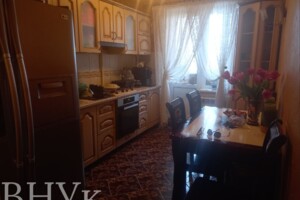 Продаж квартири, Луцьк, р‑н. 40 мікрорайон, Конякіна вулиця