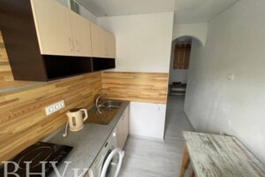 Продаж квартири, Івано-Франківськ, р‑н. Бам, Сухомлинського вулиця, буд. 4 корпус 1 