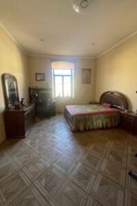 Продаж квартири, Львів, р‑н. Личаківський, Пекарська вулиця, буд. 48