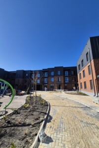 Продаж квартири, Вінниця, р‑н. Старе місто, Грушева вулиця, буд. 72