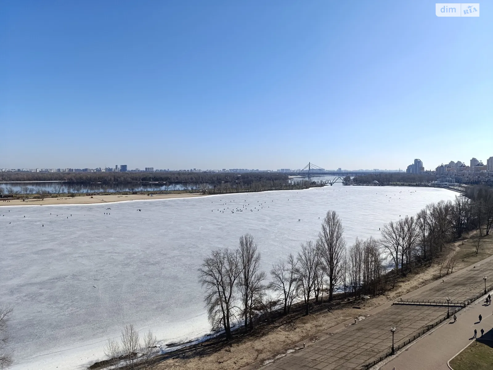 Продается 2-комнатная квартира 65 кв. м в Киеве, просп. Владимира Ивасюка, 20А - фото 1