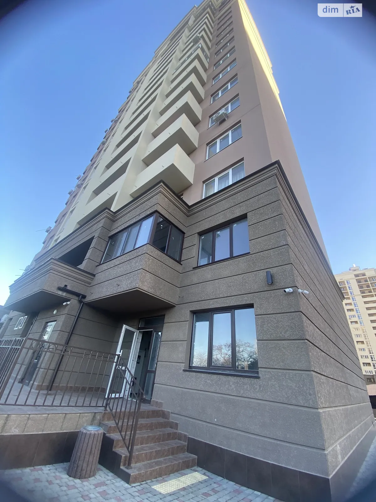 Продается помещения свободного назначения 105 кв. м в 17-этажном здании, цена: 126000 $ - фото 1