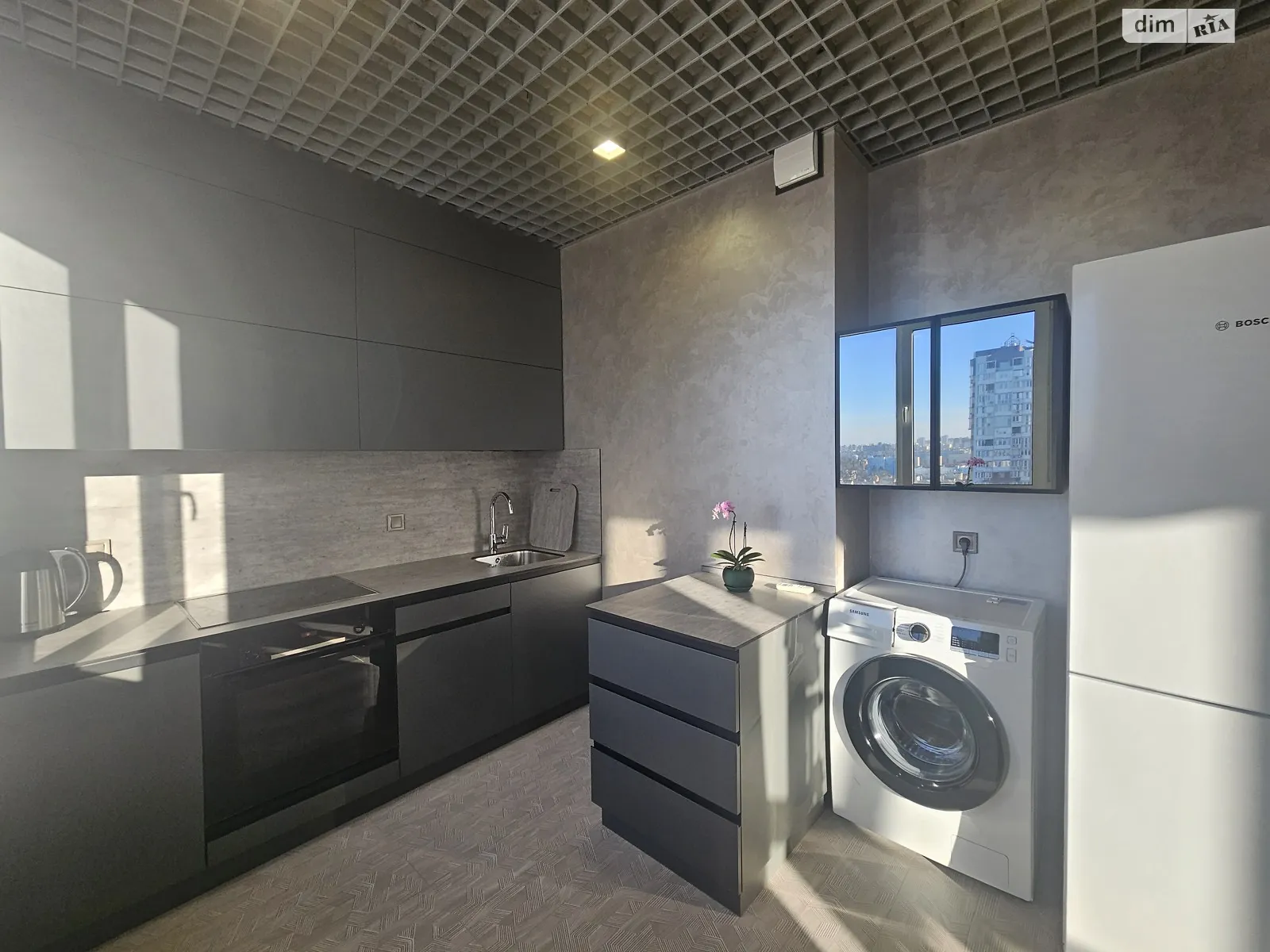 Продается 1-комнатная квартира 35 кв. м в Киеве, Харьковское шоссе, 190 - фото 1