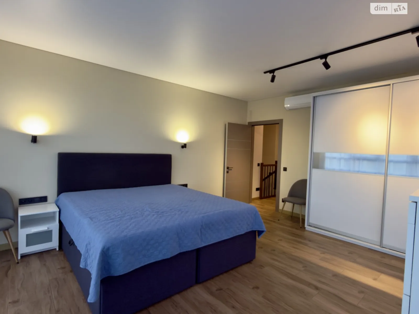 Продается 5-комнатная квартира 134.4 кв. м в Киеве, ул. Николая Гулака, 4 - фото 1