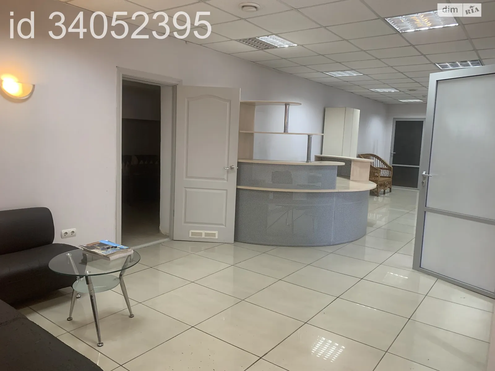 Сдается в аренду офис 80 кв. м в бизнес-центре, цена: 25000 грн - фото 1