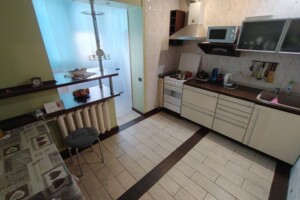 Довгострокова оренда квартири, Київ, р‑н. Стара Дарниця, Хорольська вулиця, буд. 3