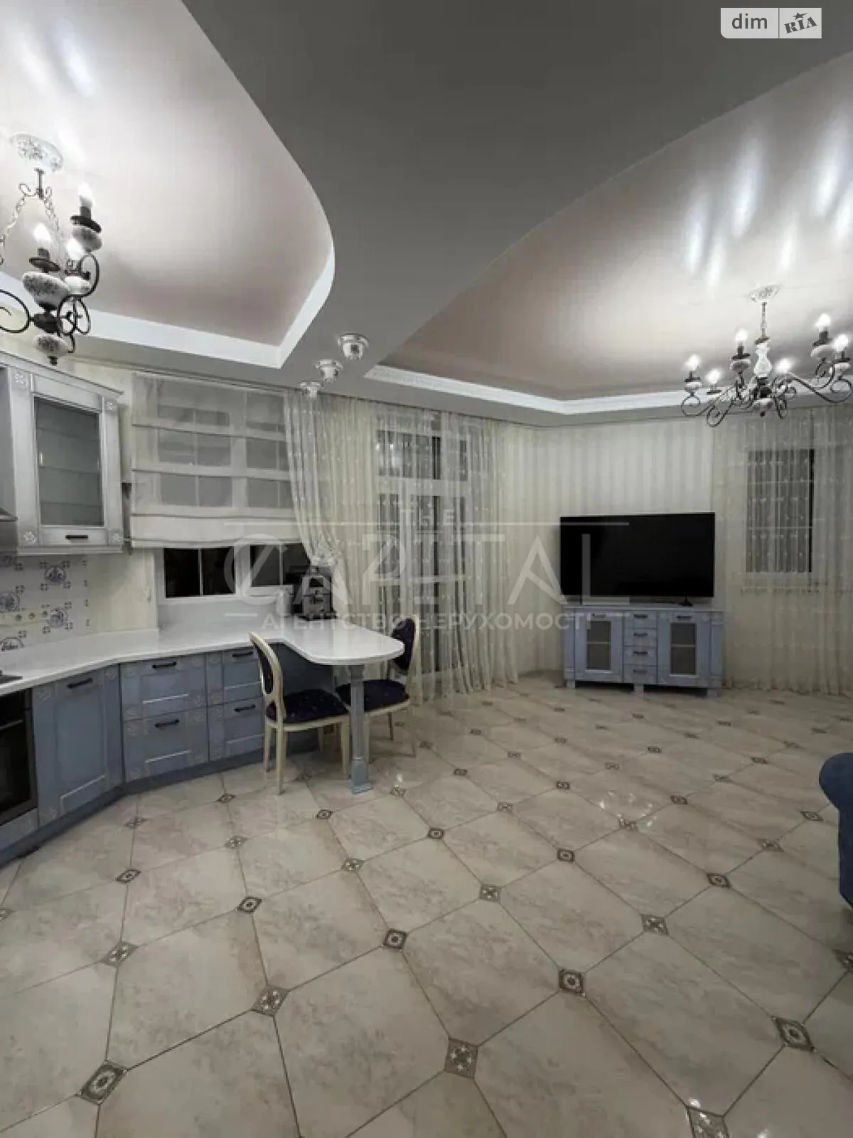 Сдается в аренду дом на 2 этажа 120 кв. м с террасой, цена: 1600 $ - фото 1