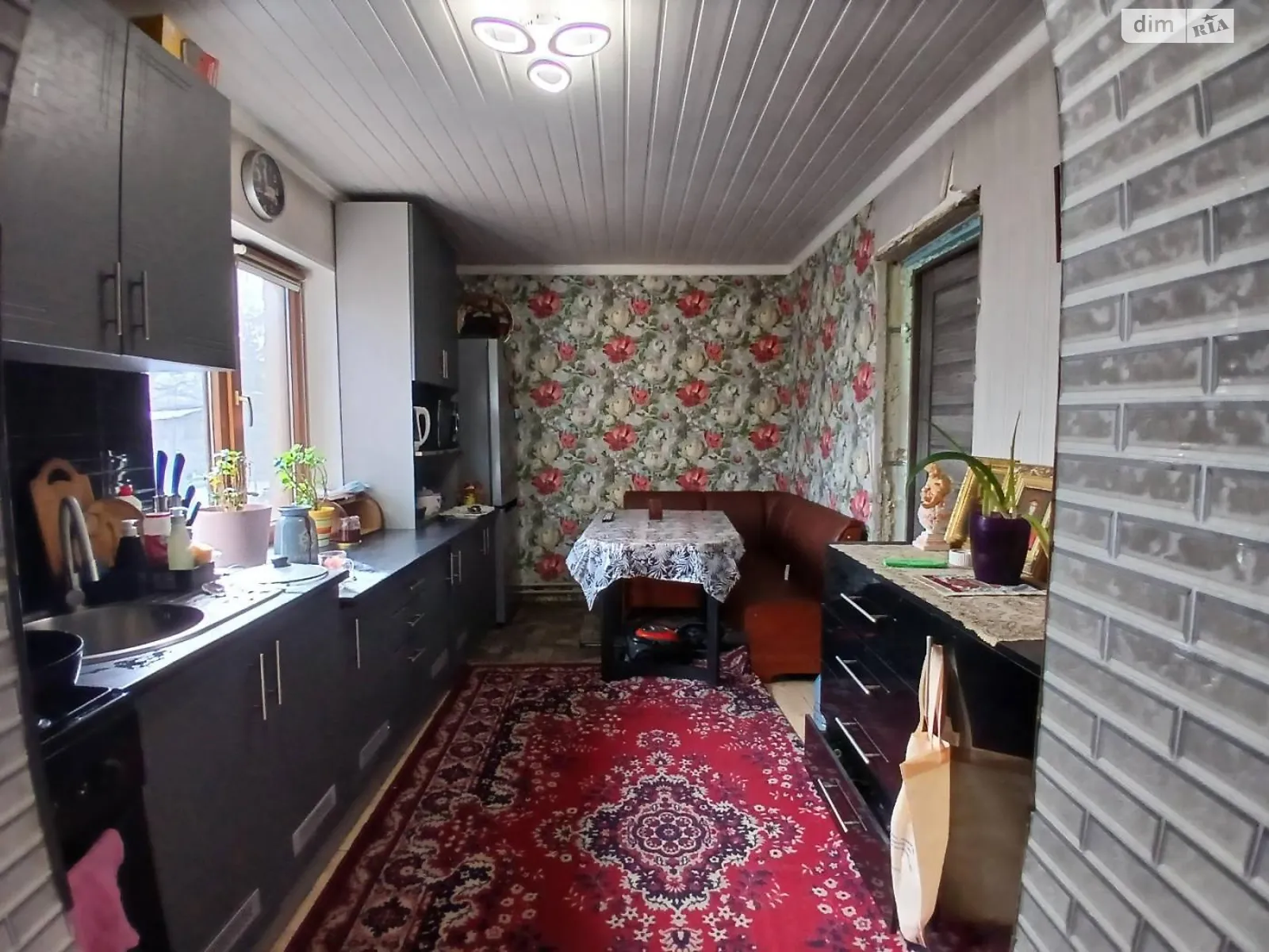 Продается дом на 2 этажа 70 кв. м с гаражом, цена: 44000 $ - фото 1