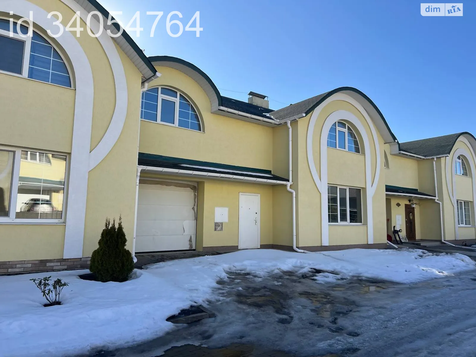 Продается дом на 2 этажа 254.8 кв. м с террасой, цена: 128000 $ - фото 1