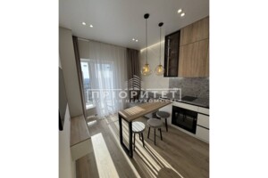 Продаж квартири, Одеса, р‑н. Приморський, Краснова вулиця