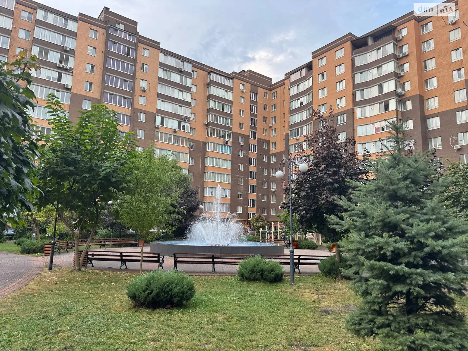 Продается 2-комнатная квартира 97.3 кв. м в Хмельницком, ул. Заречанская - фото 1