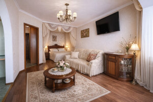 Довгострокова оренда квартири, Полтава, р‑н. Центр, Чорновола Вячеслава вулиця, буд. 2Б, кв. 243