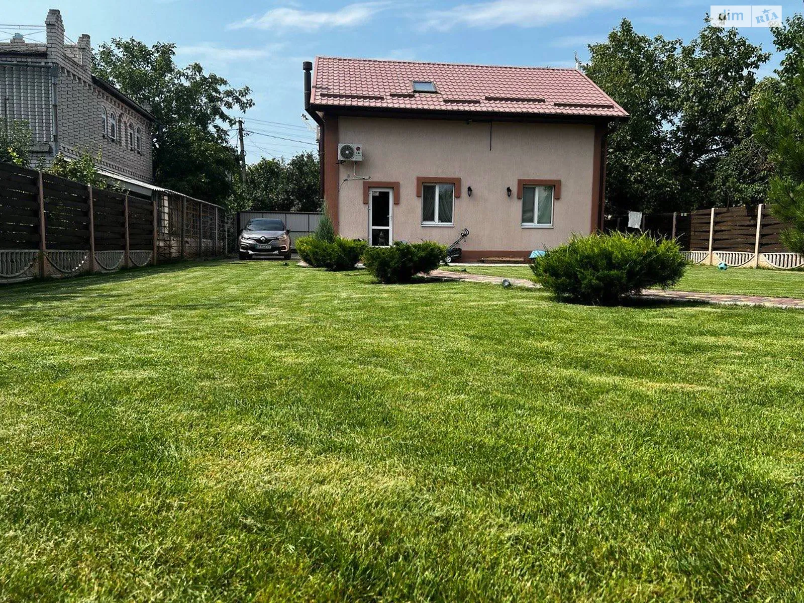 Продается дом на 2 этажа 109.6 кв. м с мансардой, цена: 93000 $ - фото 1