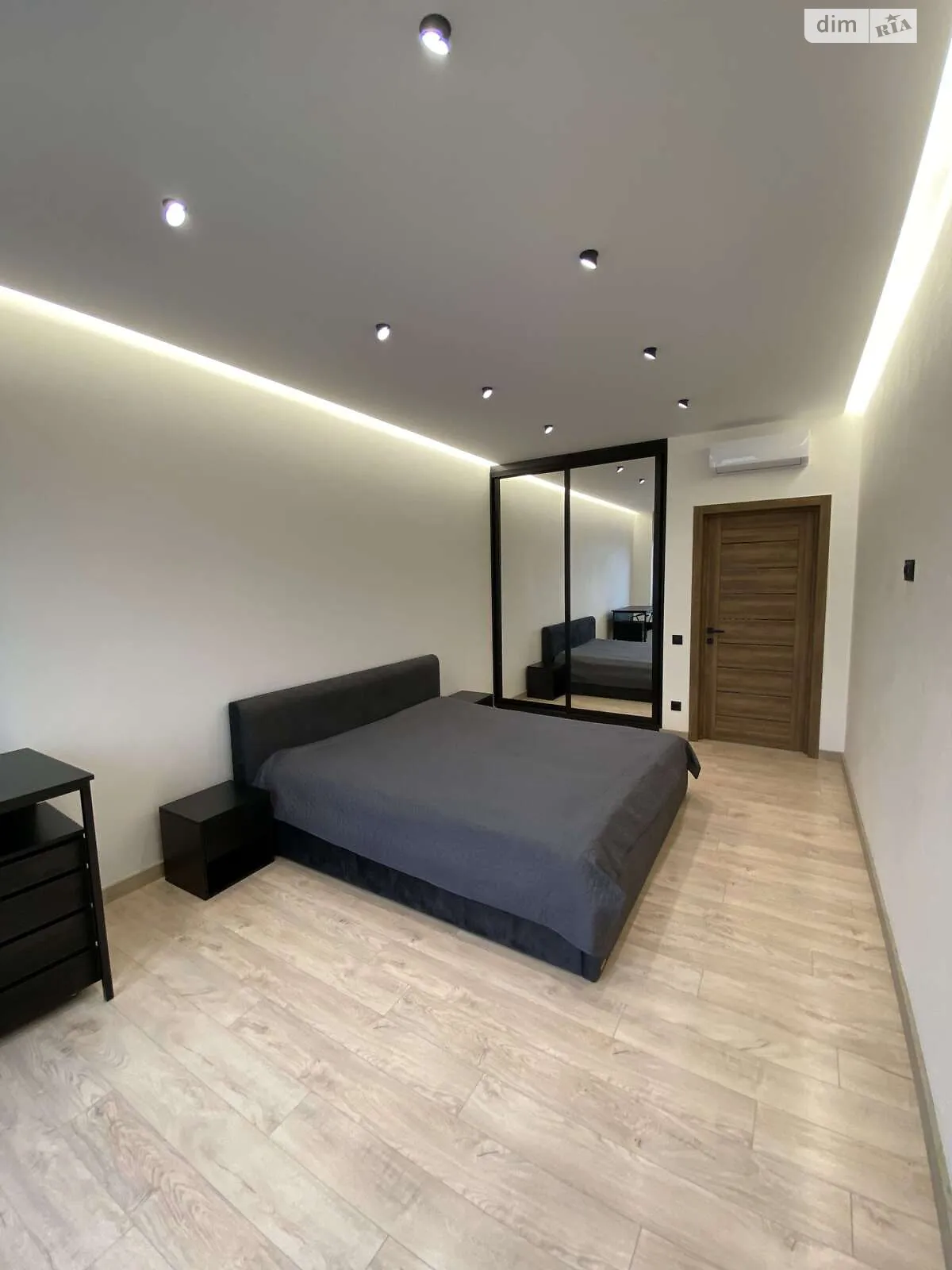 ул. Набережно-Рыбальская дорога, 3 Подольский Киев ЖК Rybalsky - фото 1