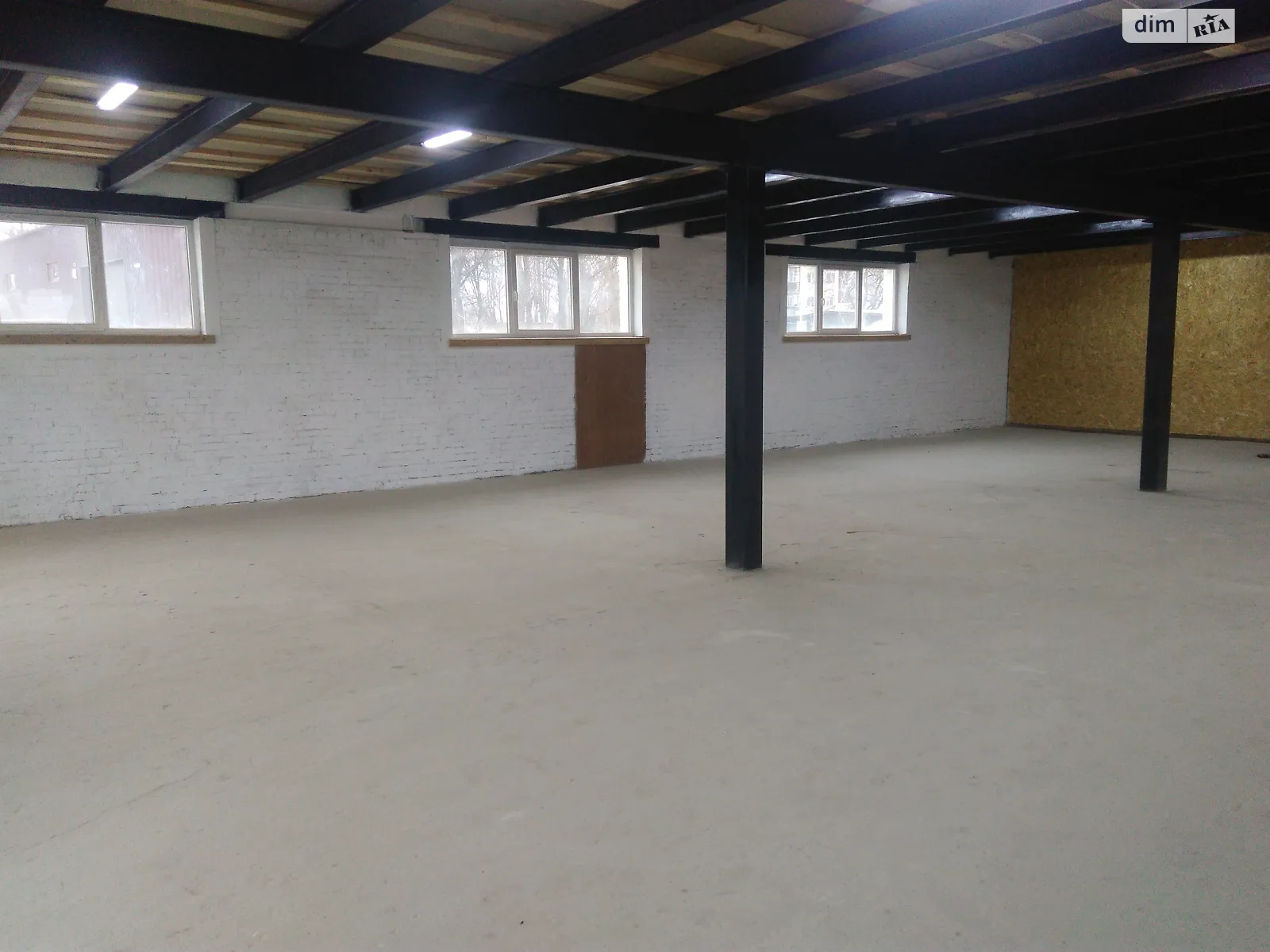 Сдается в аренду помещения свободного назначения 332 кв. м в 2-этажном здании, цена: 1500 $ - фото 1