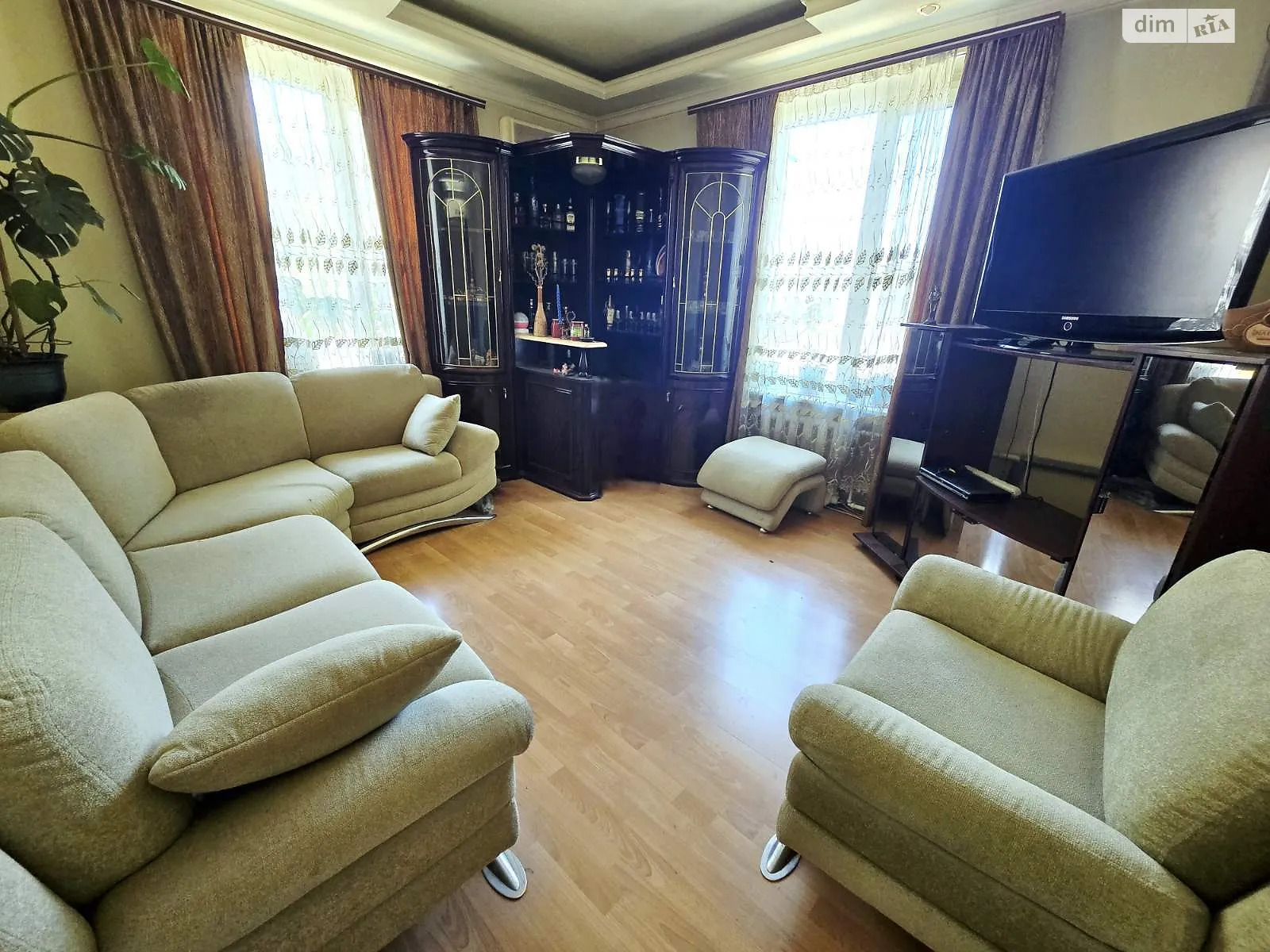 Сдается в аренду 3-комнатная квартира 63.9 кв. м в Днепре - фото 1
