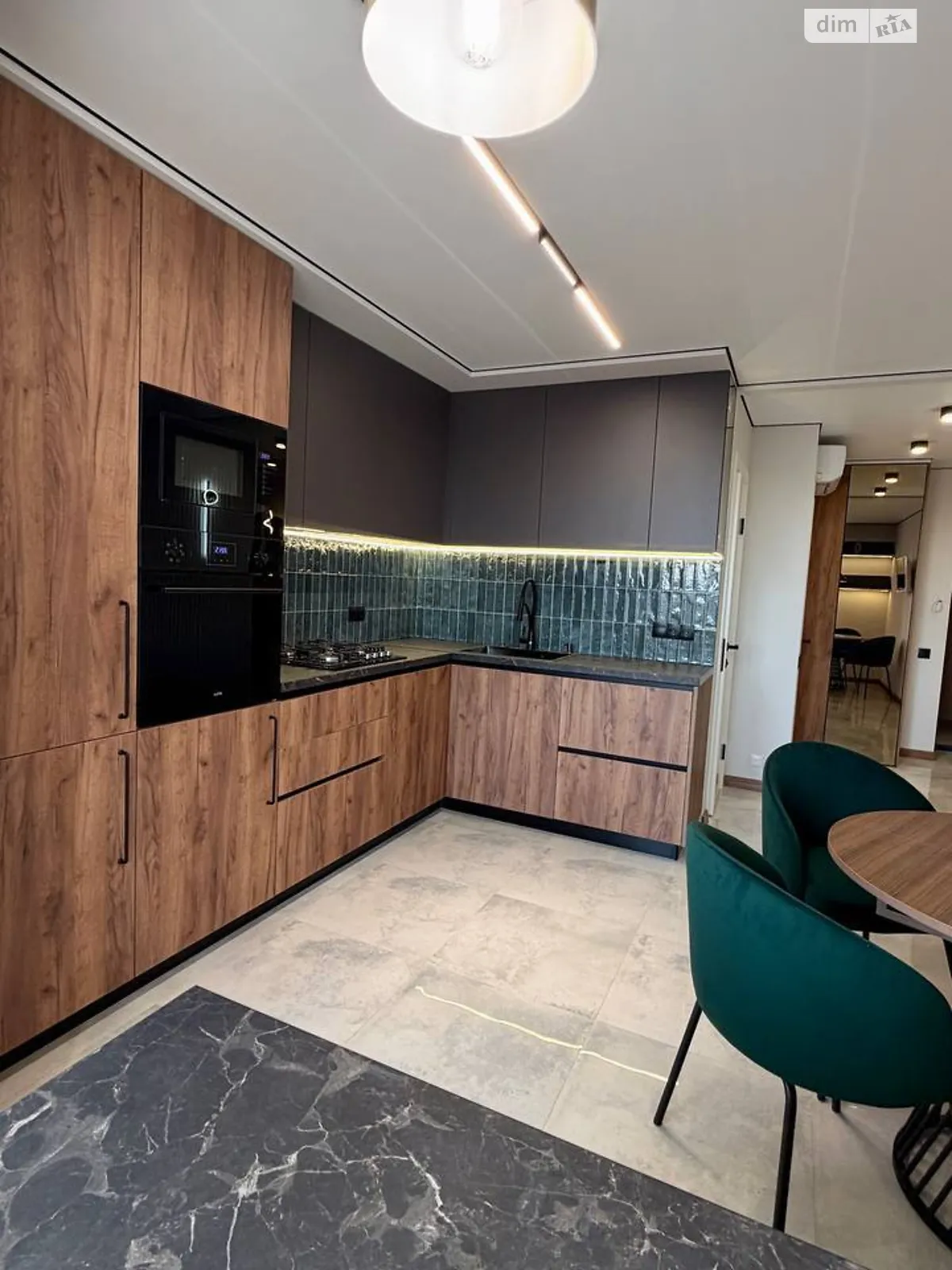 2-комнатная квартира 74 кв. м в Тернополе, ул. Курбаса Леся - фото 1