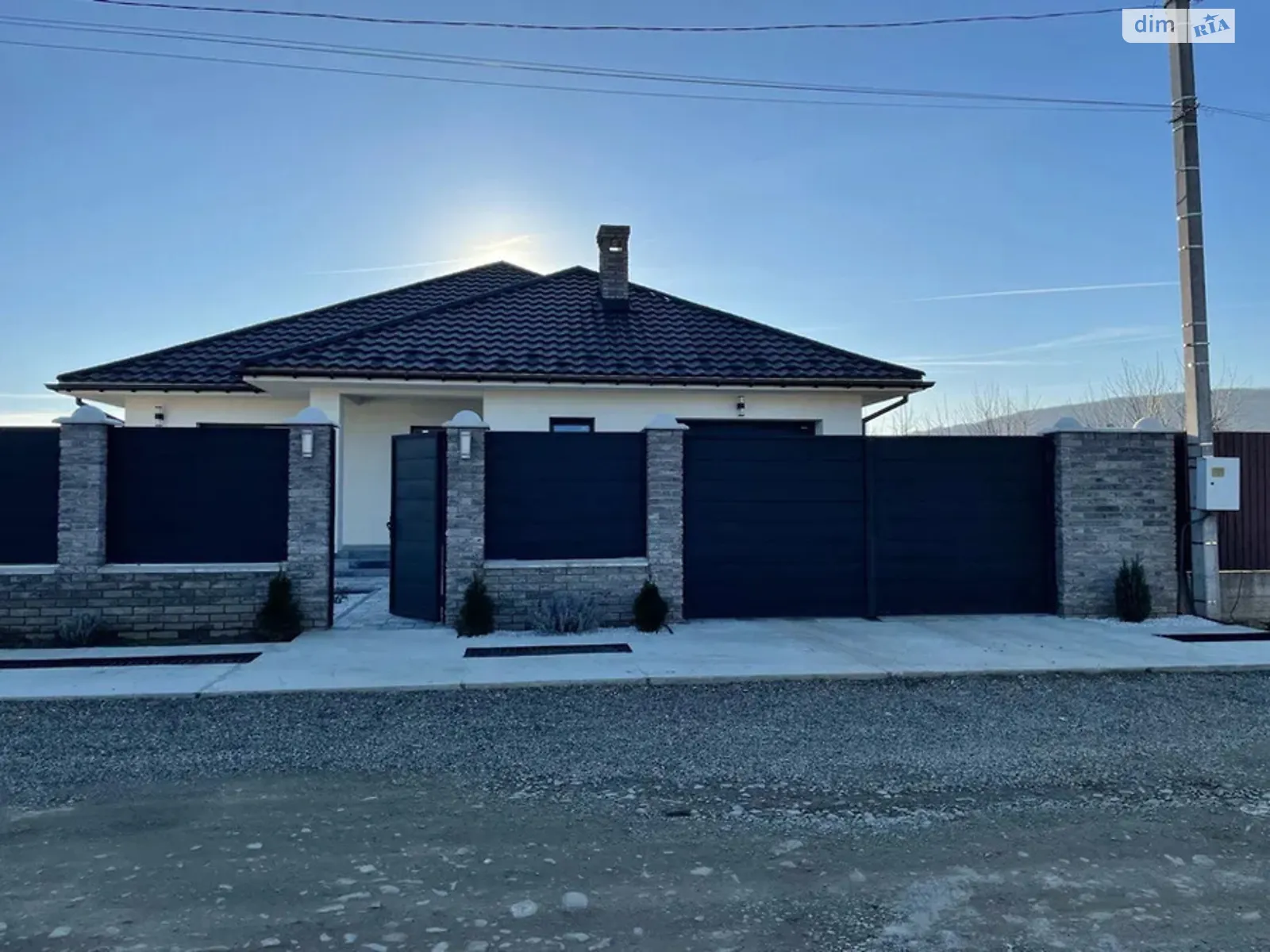 Продается одноэтажный дом 200 кв. м с садом, цена: 280000 $ - фото 1