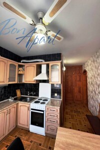 Довгострокова оренда квартири, Київ, р‑н. Позняки, ст.м. Позняки, Ахматової Анни вулиця, буд. 21