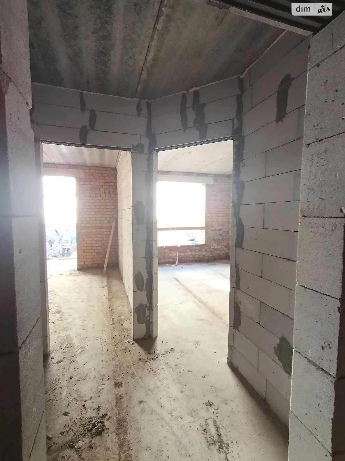 Продается 1-комнатная квартира 39 кв. м в Хмельницком, ул. Свободы, 1 - фото 1