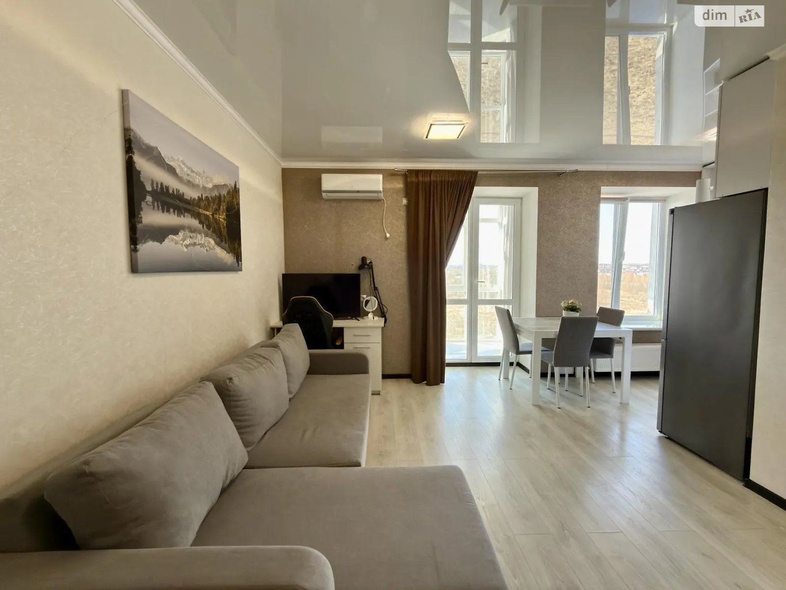 Продается 1-комнатная квартира 25.4 кв. м в Гостомеле, ул. Свято-Покровская(Ленина) - фото 1