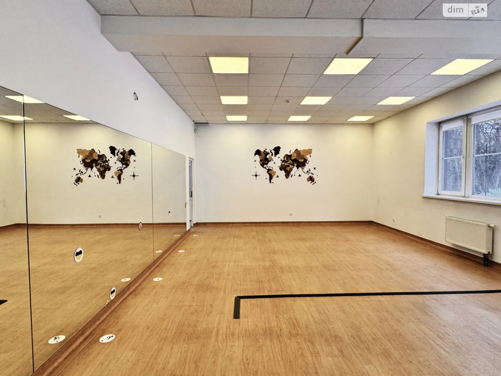 Продается помещения свободного назначения 217.1 кв. м в 8-этажном здании, цена: 399000 $ - фото 1