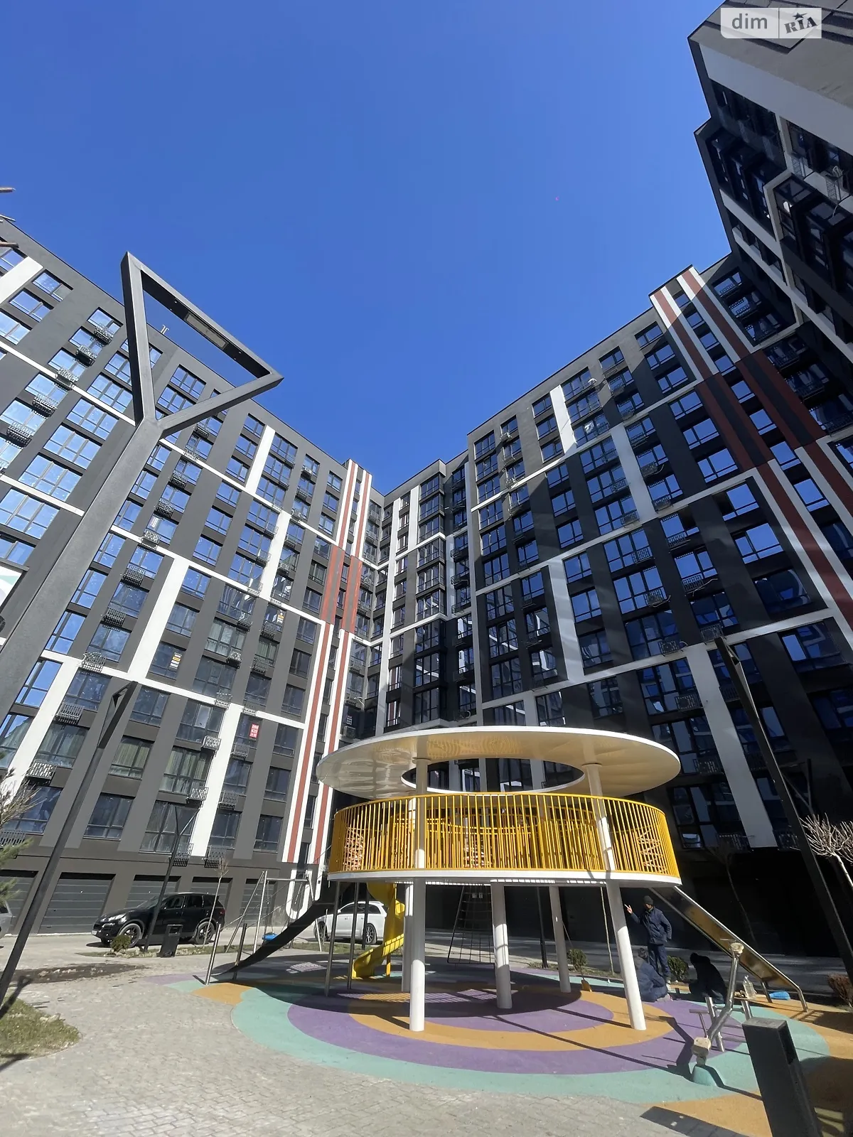 Продается 2-комнатная квартира 65 кв. м в Ивано-Франковске, ул. Вовчинецька, 223А - фото 1