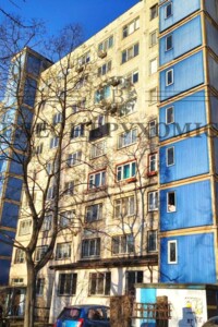 Продаж квартири, Київ, р‑н. Лісовий Масив, ст.м. Чернігівська, Шолом-Алейхема вулиця, буд. 8А