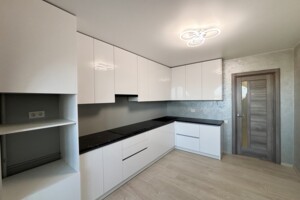 Продажа квартиры, Тернополь, р‑н. Северный, Ильенко улица