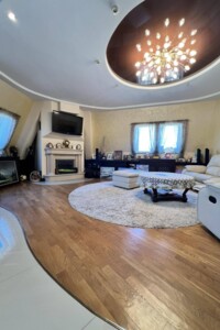 Продаж квартири, Львів, р‑н. Новий Львів, Франка Івана вулиця, буд. 137