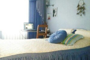 Довгострокова оренда квартири, Дніпро, р‑н. Нагорний, Героїв Крут вулиця, буд. 8