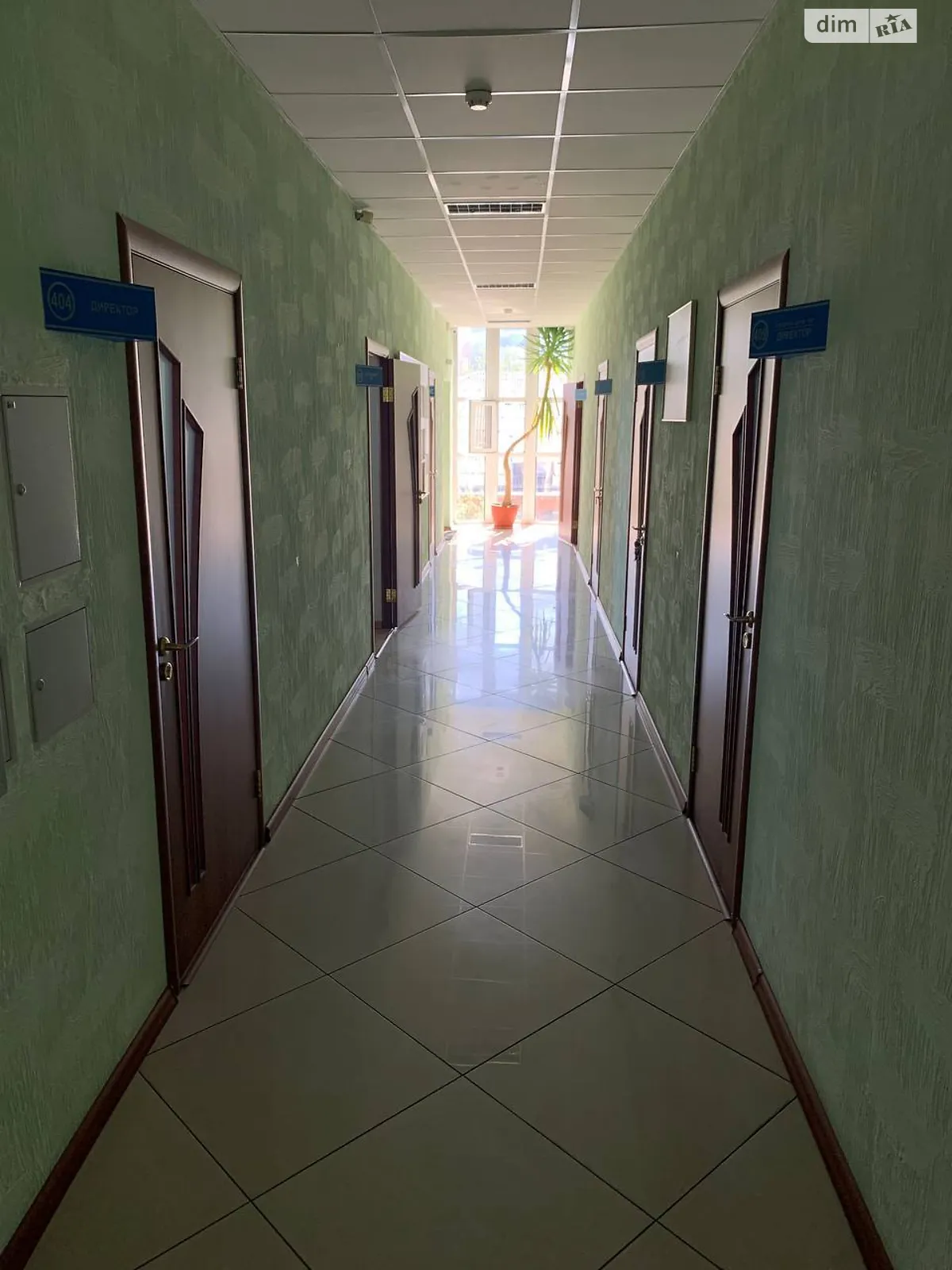 Продається офіс 186.9 кв. м в бізнес-центрі, цена: 205590 $ - фото 1