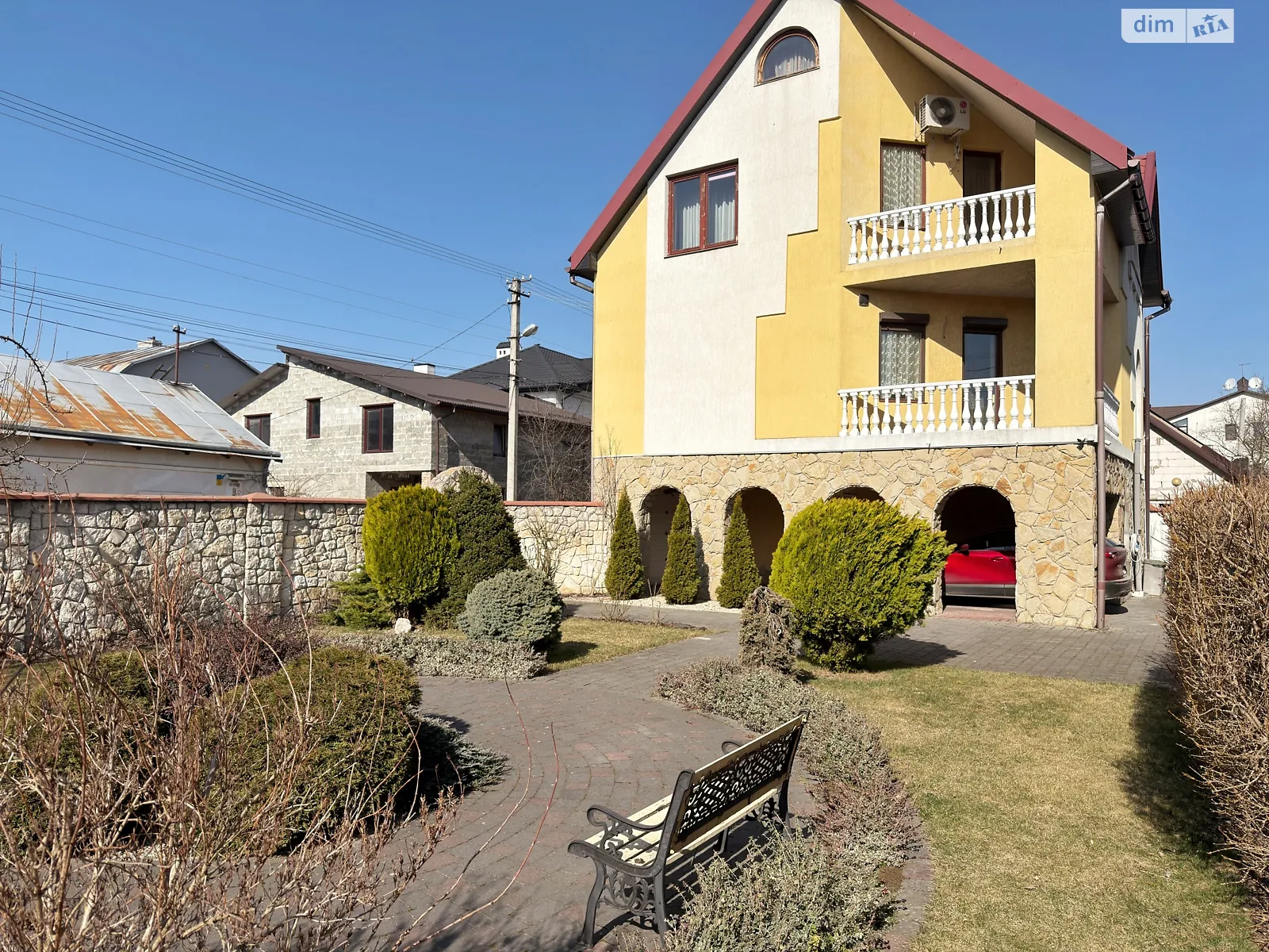 Продается дом на 4 этажа 180 кв. м с мансардой, цена: 249500 $ - фото 1